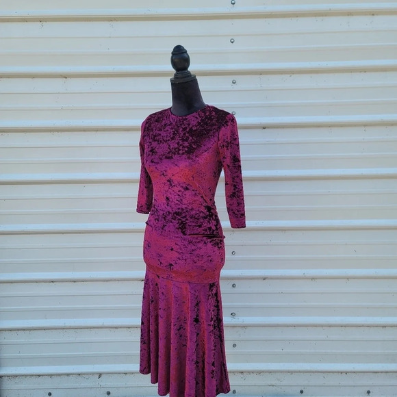 ASOS Club L London Crushed Berry Red Velvet Peplum MIDI Dress UK8 Stretch Small - Picture 3 of 11